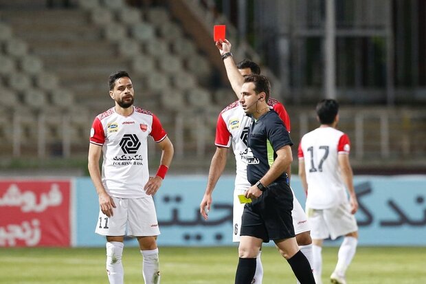 اشتباهات داوری دیدار با سایپا تایید شد/ کامیابی‌نیا محروم ماند!|خبر فوری