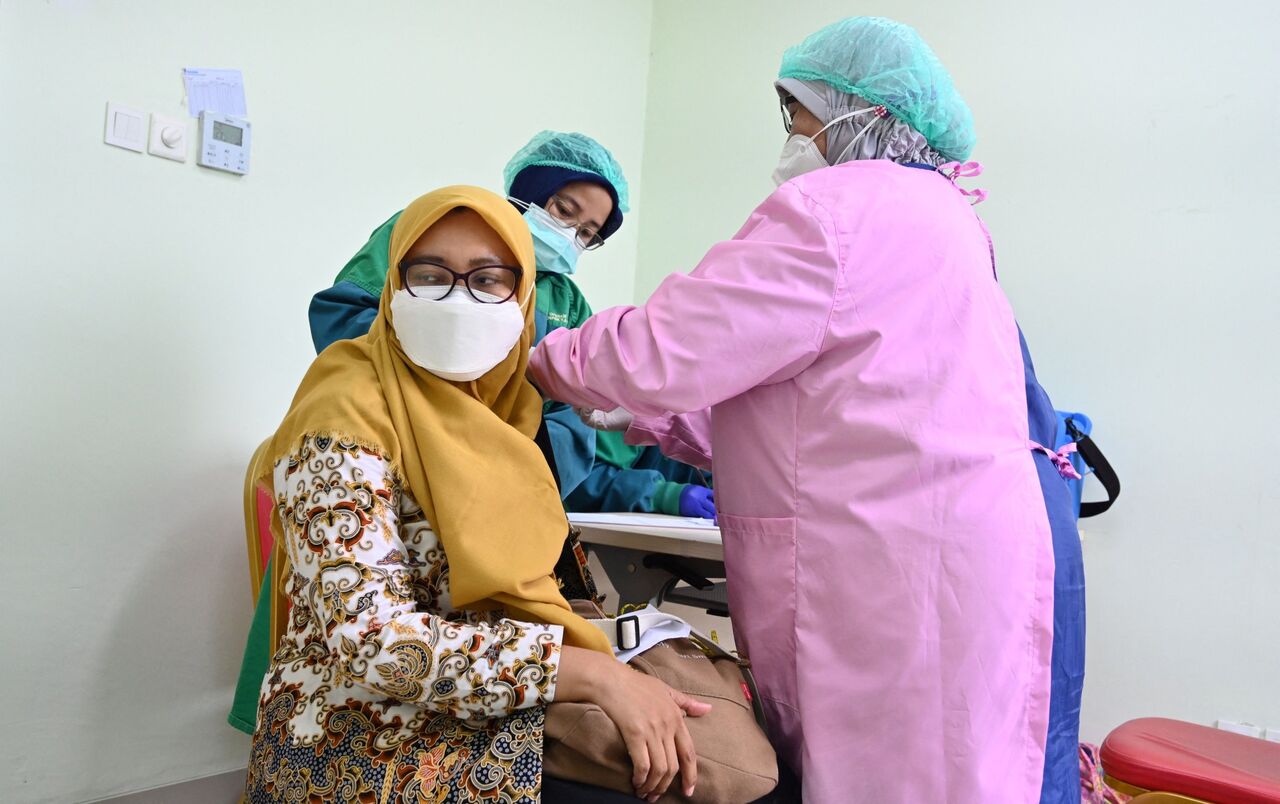 واکسن کرونا و عوارض آن/ زنان آسیبپذیرتر هستند|خبر فوری واکسن کرونا و عوارض آن/ زنان آسیبپذیرتر هستند|خبر فوری