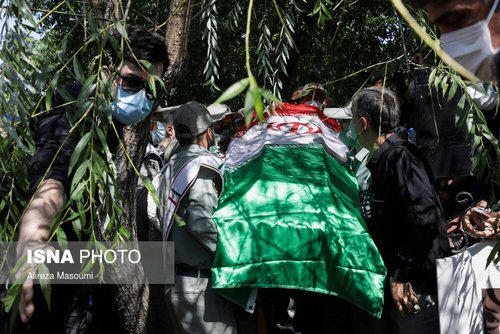 تشییع پیکر خبرنگاران ایرنا و ایسنا (عکس)