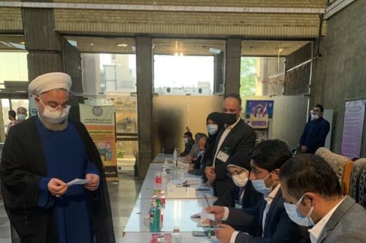 روحانی: کاش مشکلات نبود و شاهد حضور بیشتر مردم بودیم/ یک رأی هم نباید جابجا شود