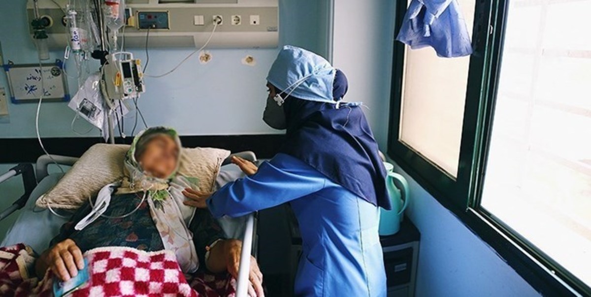 پرستاران بیمارستان‌های مشهد: از در و دیوار مریض می‌بارد/ حتی یک تخت خالی هم نداریم