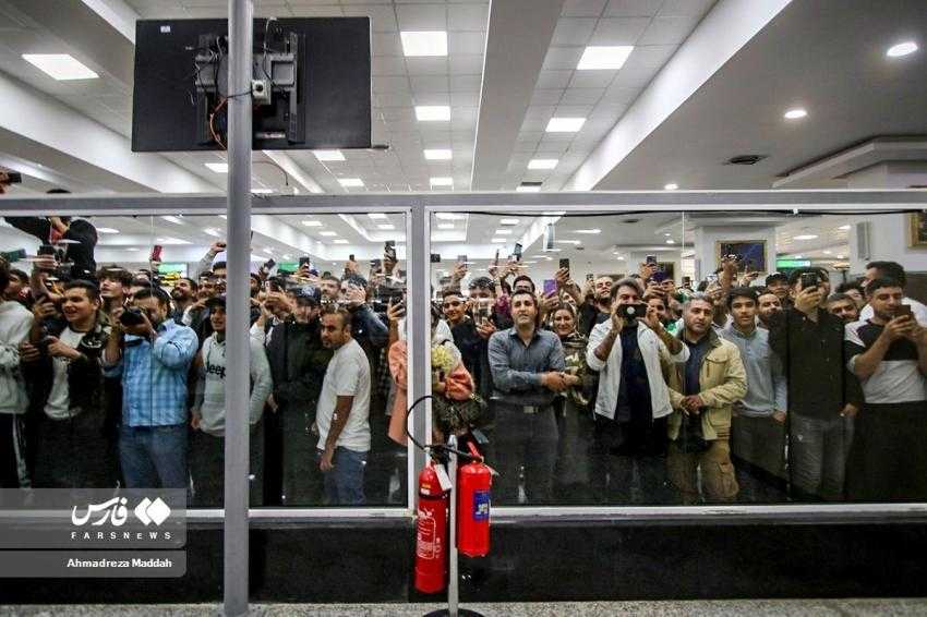 استقبال شیرازی‌ها از هادی چوپان (عکس)