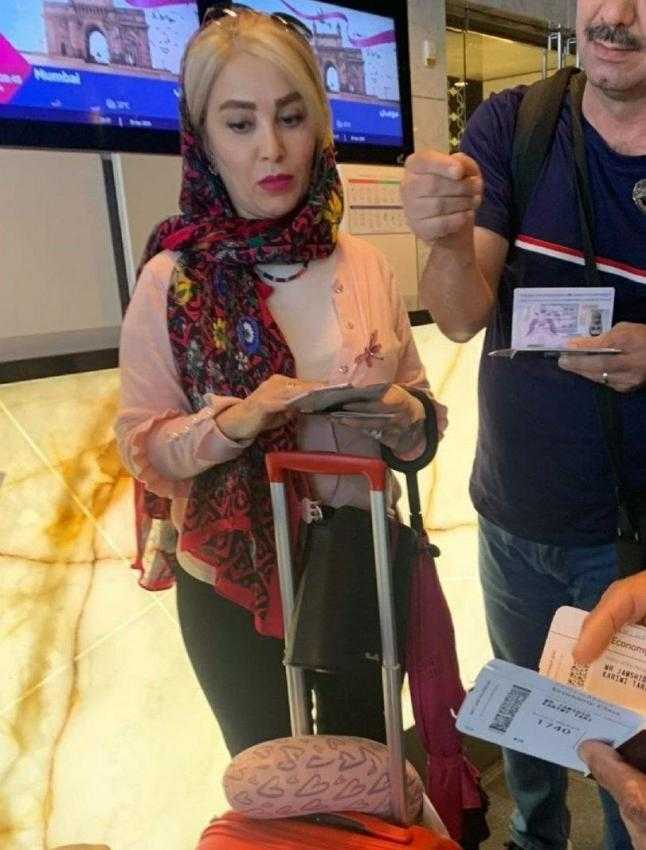 تیپ متفاوت ژیلا صادقی در خارج از کشور خبرساز شد(+عکس) تیپ متفاوت ژیلا صادقی در خارج از کشور خبرساز شد(+عکس)