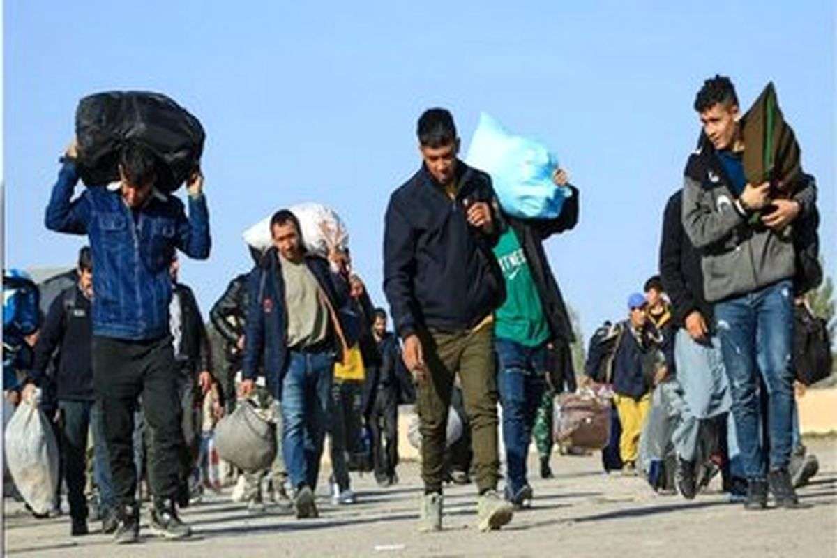 ماجرای اتباع غیرمجاز از جمله مسائلی است که تعلل در حل آن به هیچ وجه جایز نیست.