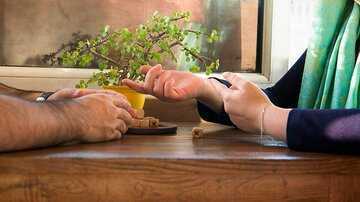 نظر قرآن درباره داشتن دوست پسر و دختر چیست؟