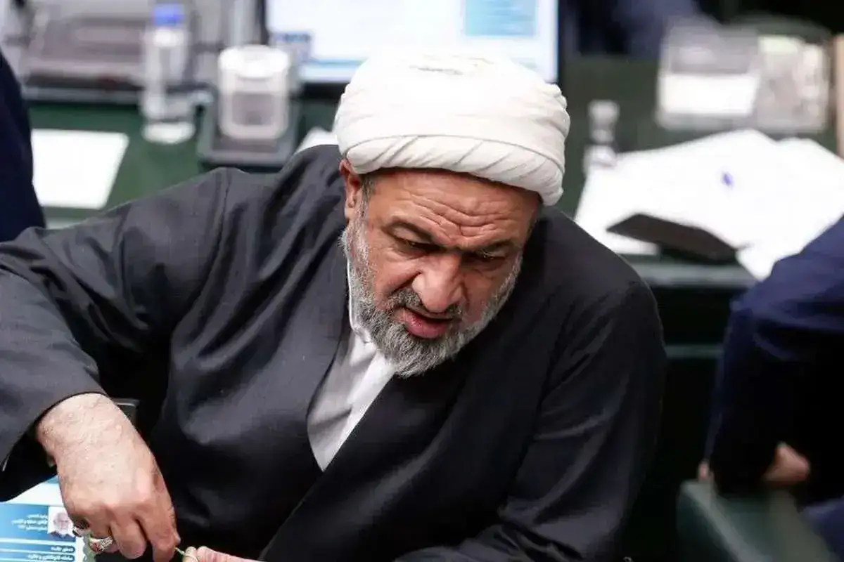 بنزین ۵۵۰۰ تومانی در راه است؟ ادعای جدی یک نماینده مجلس