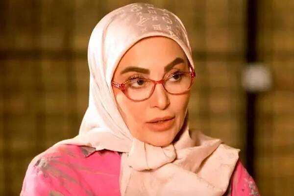 ژیلا صادقی افشا کرد: مدیر شبکه 3 با حرکات دست به من هشدار داد «کار خودتو ساختی»