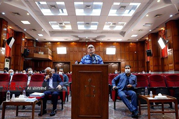 طبری در ششمین جلسه دادگاه: دست شاکی خالی است دفاعیاتم را سانسور می‌کند/زن‌ها خیلی نامرد هستند