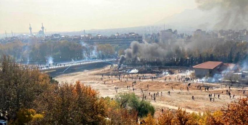 فرمانده یگان ویژه ناجا: تعداد اغتشاشگران در ناآرامیهای اصفهان حدود ۲ تا ۳ هزار نفر بود/ تا این لحظه ۶۷ نفر از عوامل اصلی را دستگیر کرده ایم
