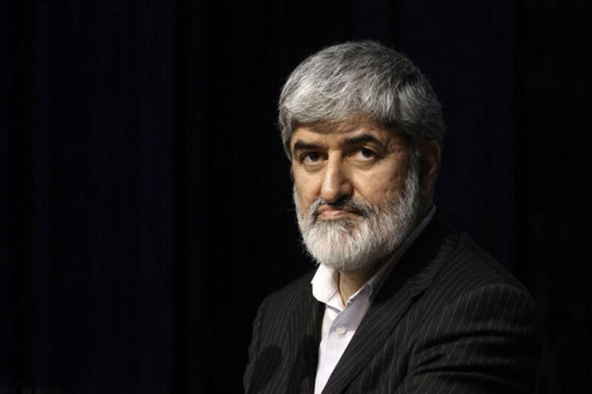 علی مطهری: پدرم علیه شاه سخنرانی کرد و ۴۵ روز زندان رفت اما از تدریس در دانشگاه محروم نشد